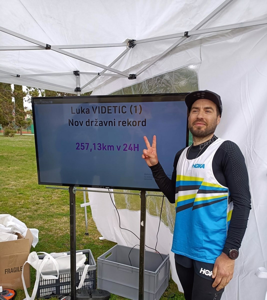 "V neki fazi vedno nastopi bolečina. Tisti, ki smo pripravljeni več potrpeti, smo v športih, kot je ultramaraton, uspešnejši," pravi Luka Videtič.