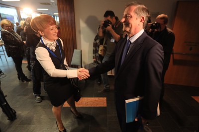 Kdo bo iz Desusa odšel s Pivčevo. Karl Erjavec se vrača