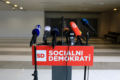SD pred volitvami: Teren se dviguje proti Levstikovi