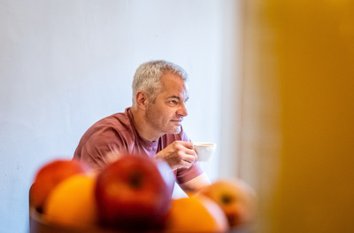 (VEČER 80 LET) Grema na kafe s Sašem Arsenovičem: Igram se z idejo, da bi v mestu imeli na splošno cono 30